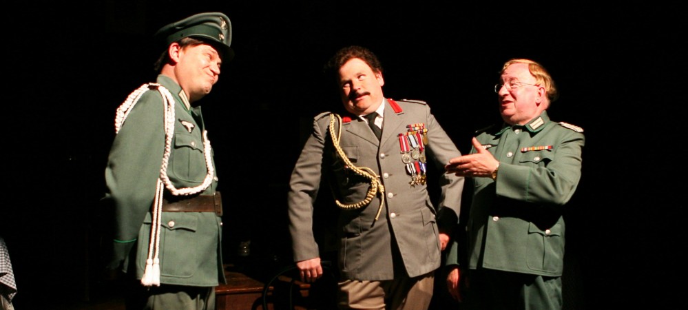 Richard Ball as Lieut. Gruber, David Mears as Capt. Bertorelli, David Southeard as Col. Von Strohm
