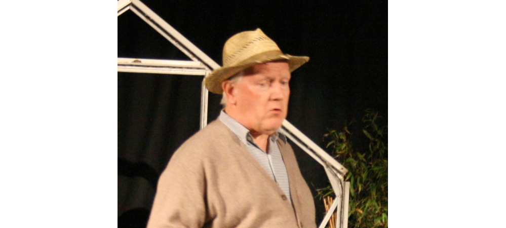 Philip Hickson as Bardolf